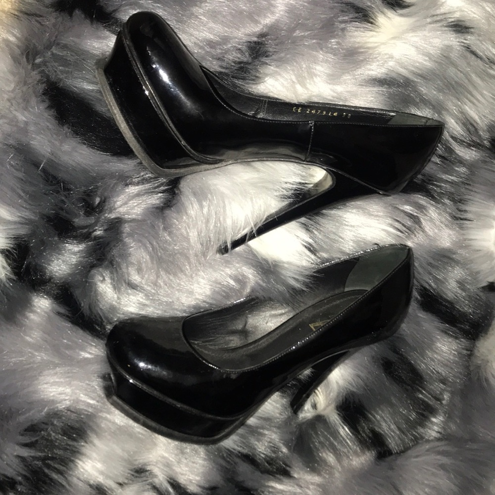 YSL HEELS!